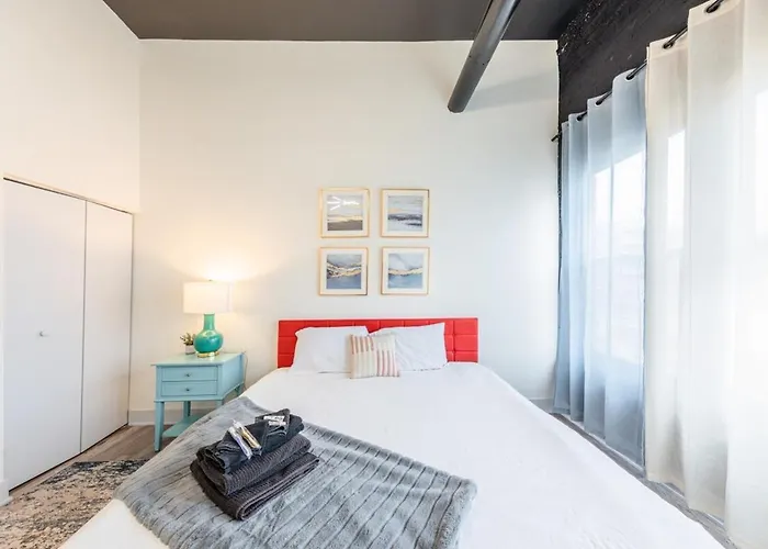 Апартаменты Luxury 5br W/ King Bed & Pool Table Near Chinatown