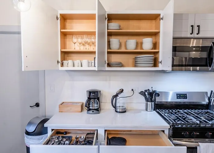 Luxury 5br W/ King Bed & Pool Table Near Chinatown * Чикаго